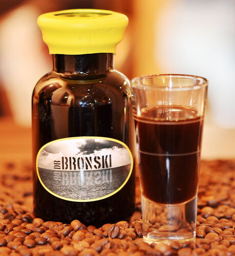 Kaffeelikör mittlere Flasche